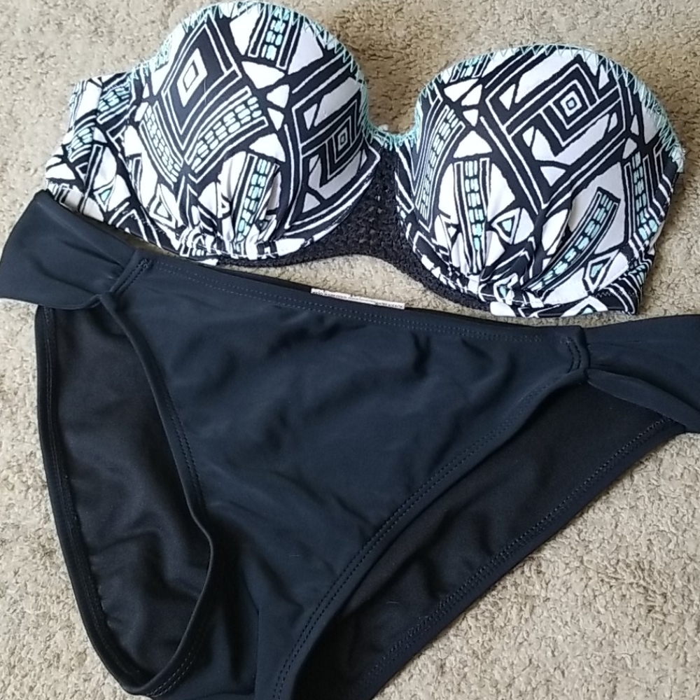 Black Bikini bottom
